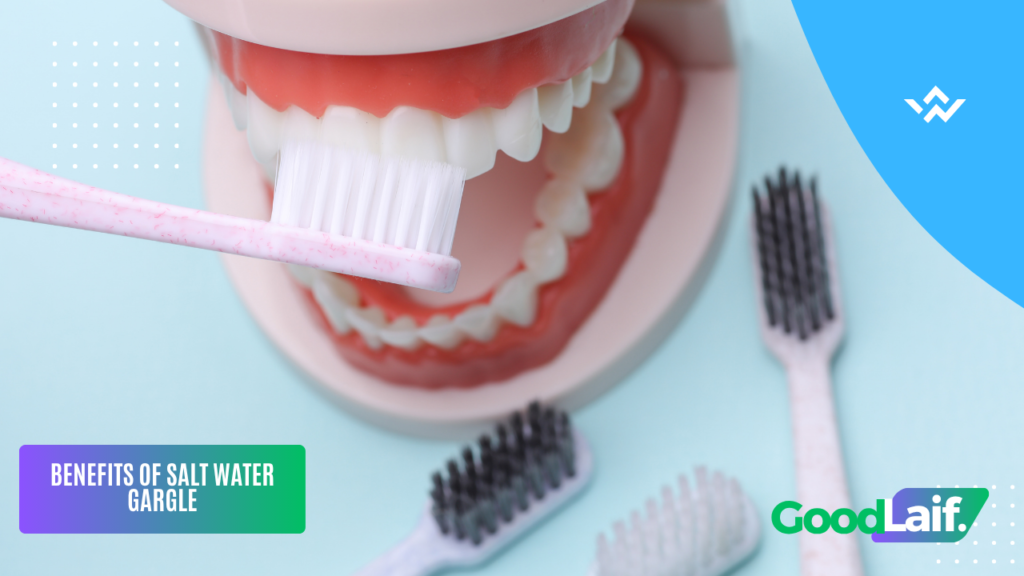 Illustration of teeth and toothbrush, one of the benefits of salt water rinse is helping maintain oral and gum hygiene
