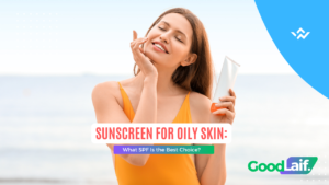 Example of sunscreen for oily skin: woman applying lightweight gel sunscreen on her face for a non-greasy, matte finish